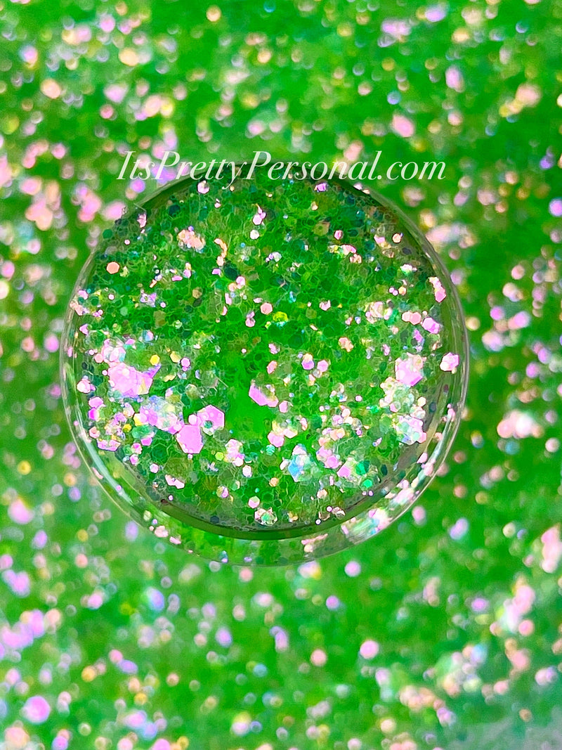 “Gru Green XL"- Illumination Collection- Pastel Pink Neon